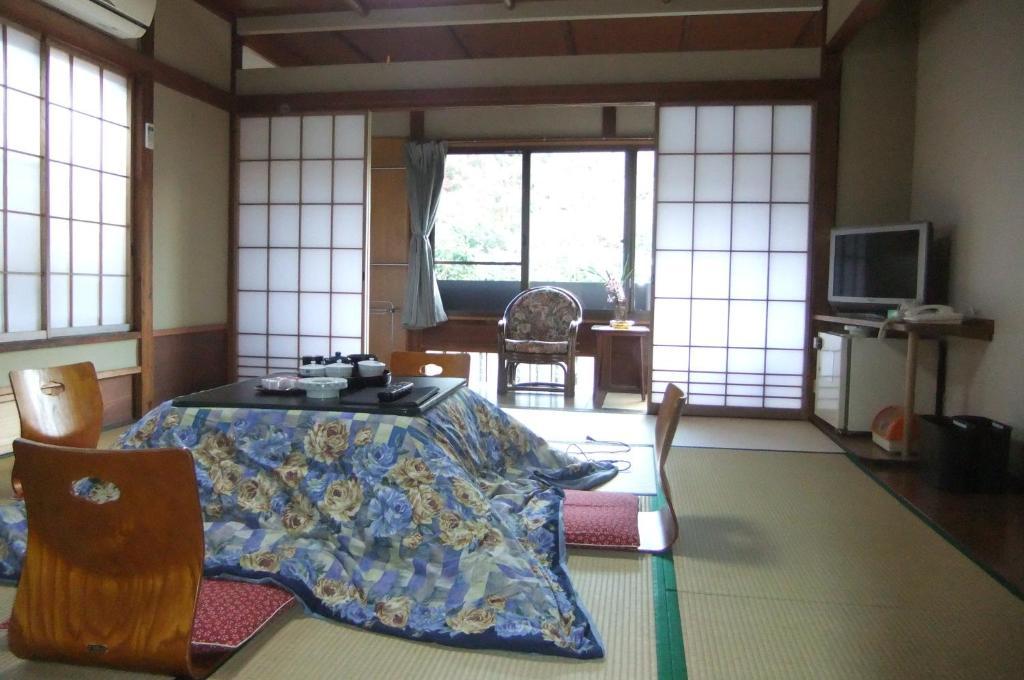 Omiya Ryokan Хаконе Екстер'єр фото